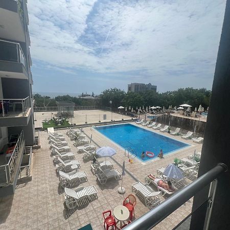 Dilov Apartments In Yalta Golden Sands Luaran gambar