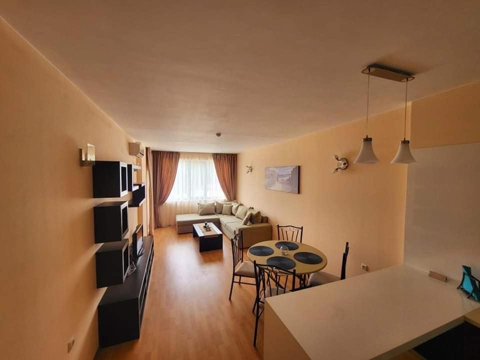 Dilov Apartments In Yalta Golden Sands Luaran gambar