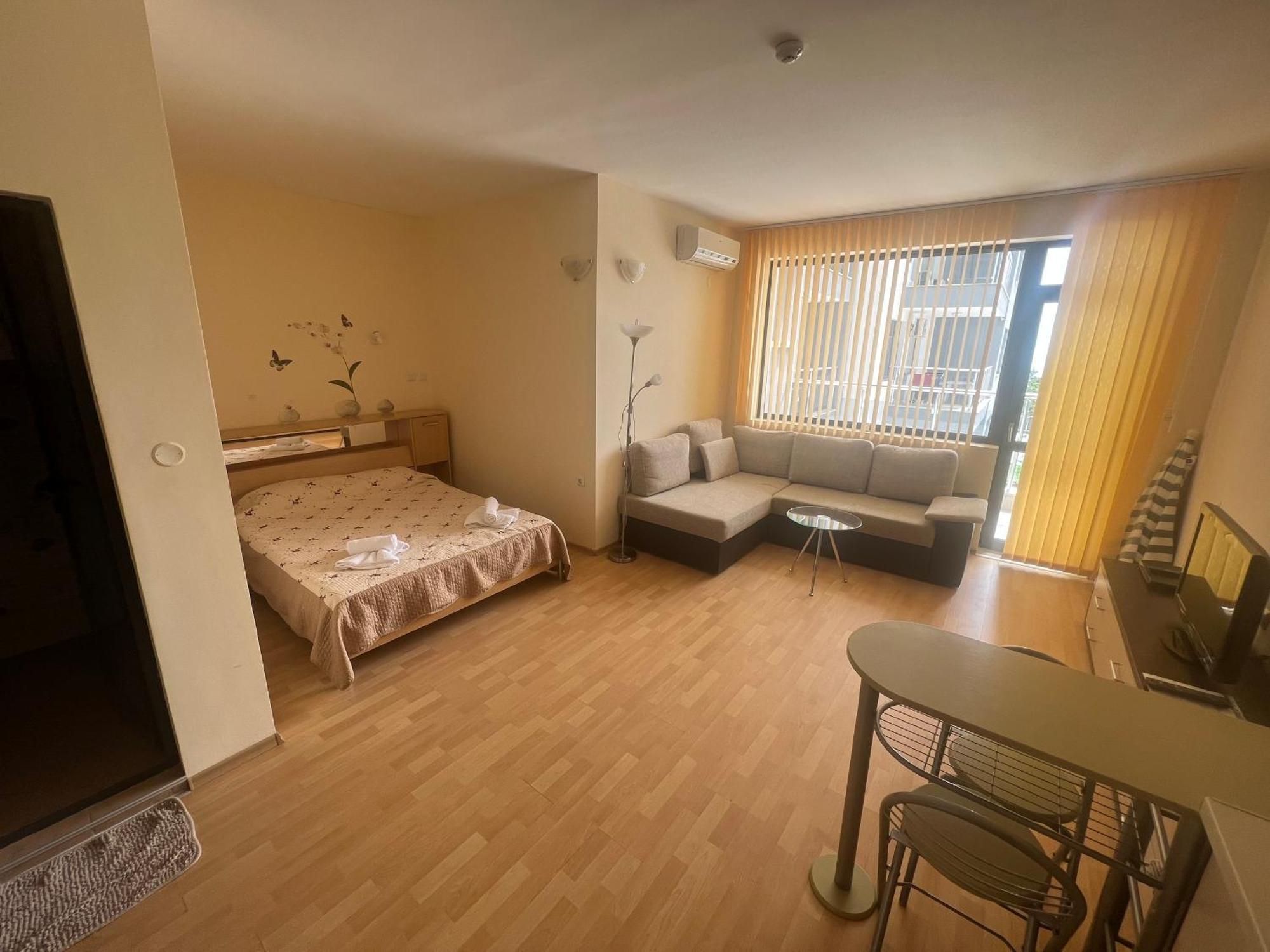 Dilov Apartments In Yalta Golden Sands Luaran gambar