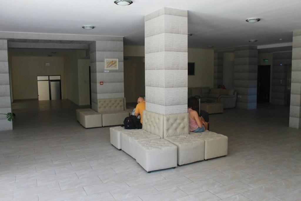 Dilov Apartments In Yalta Golden Sands Luaran gambar